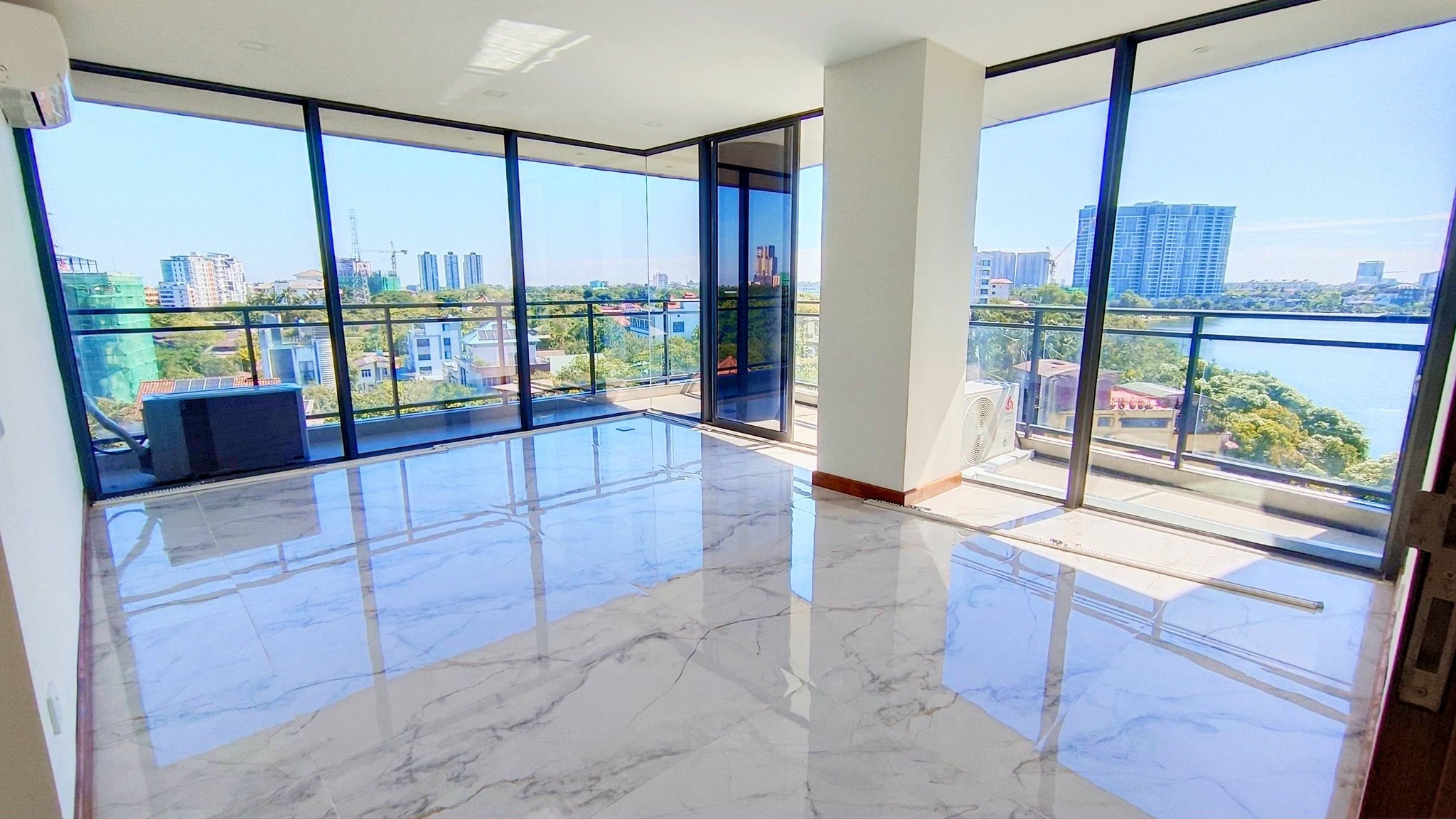 612121470_122205503390319572_319890249998125008_n