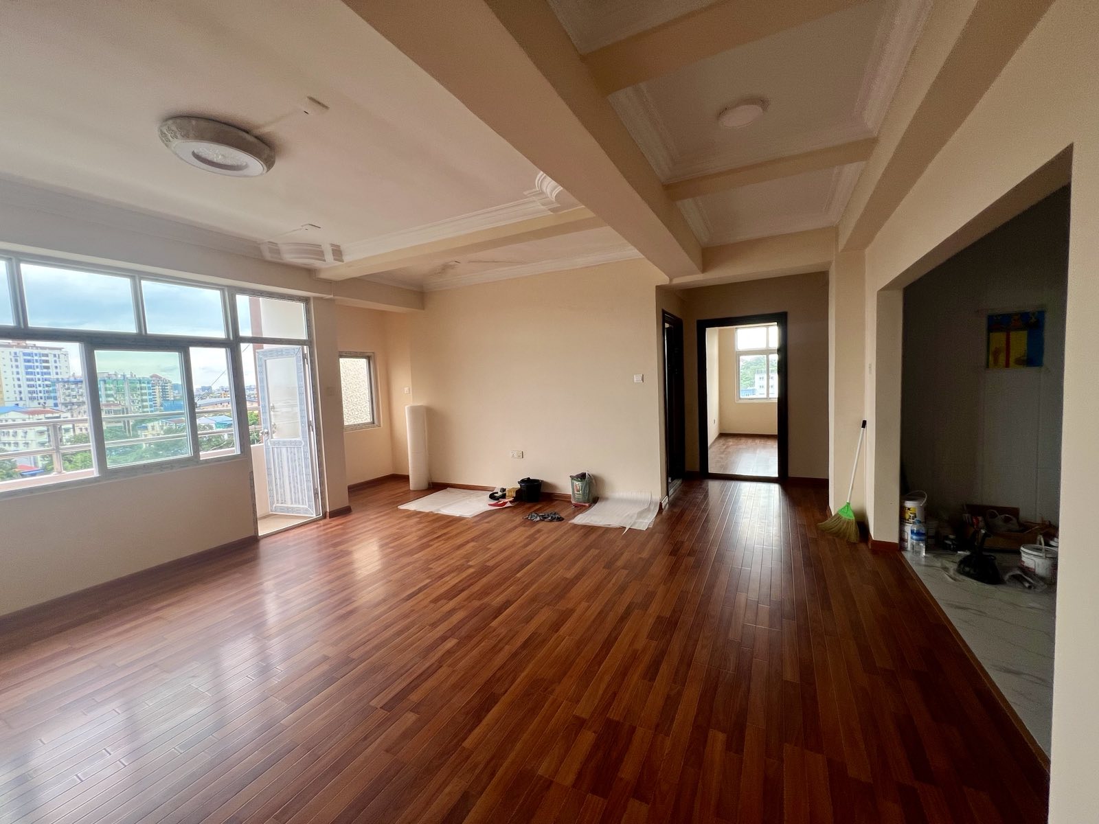 U Nyo Condo 1450 sqft 7F 3