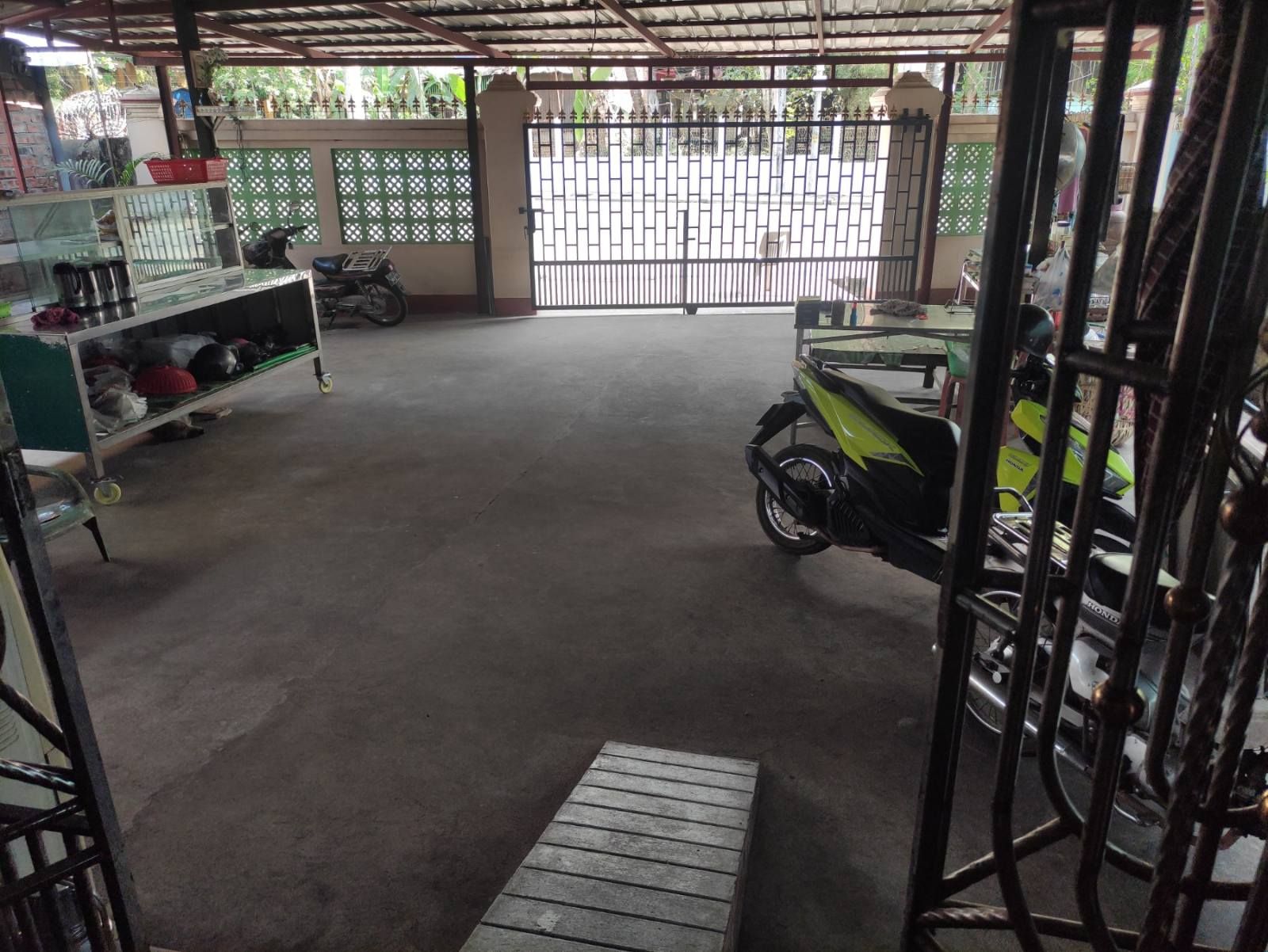 Bago Thun Pagoda Road 2BN (5)