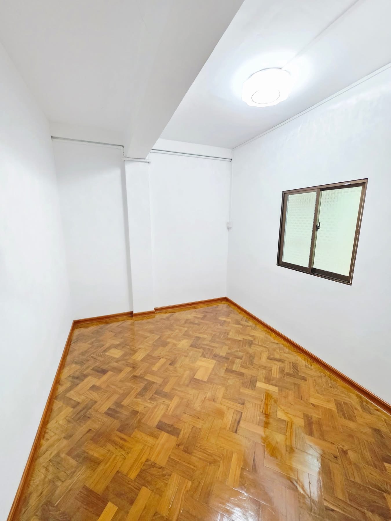 Sanchaung LinnLonn Rd Apartment 2F (5)