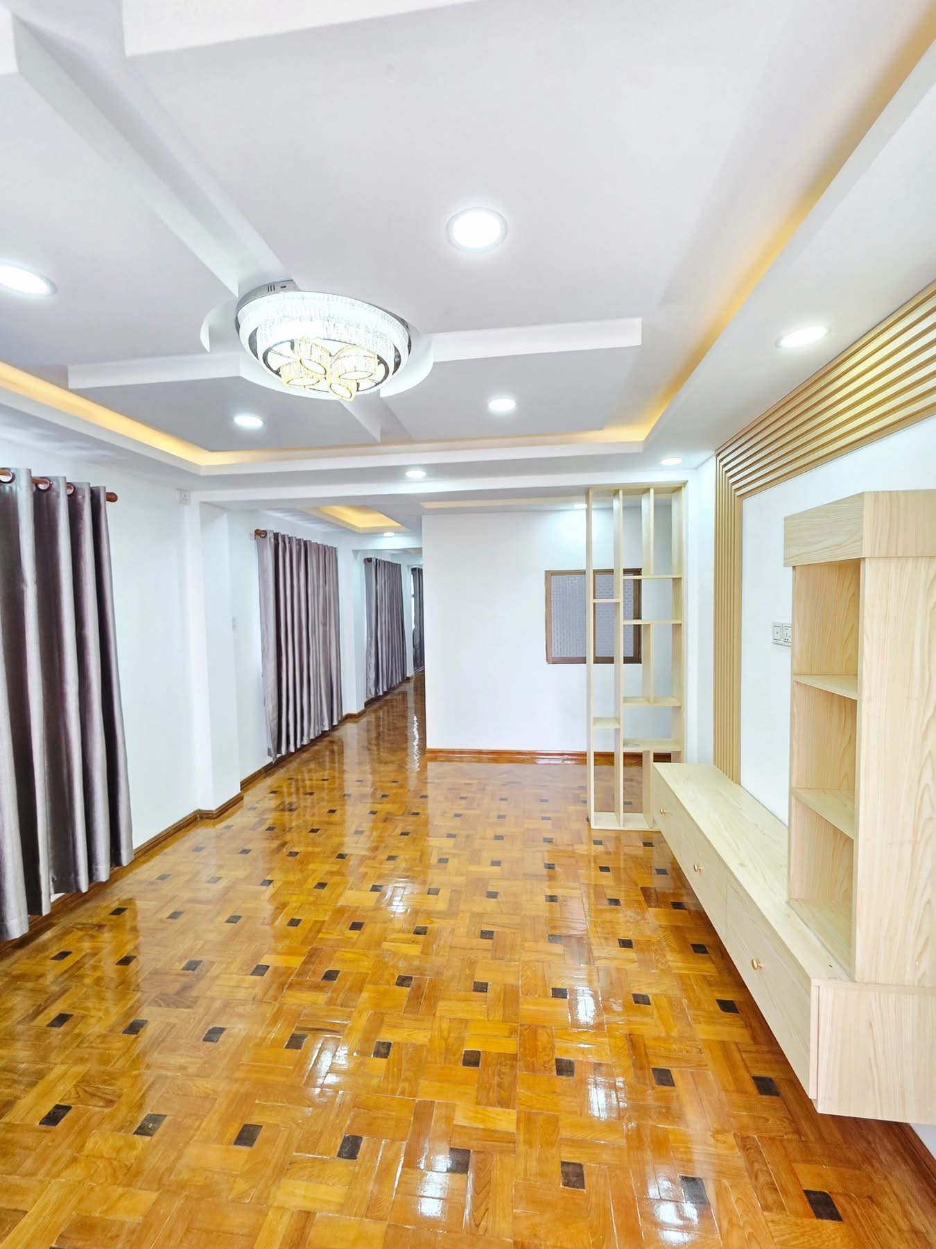 Sanchaung LinnLonn Rd Apartment 2F (8)
