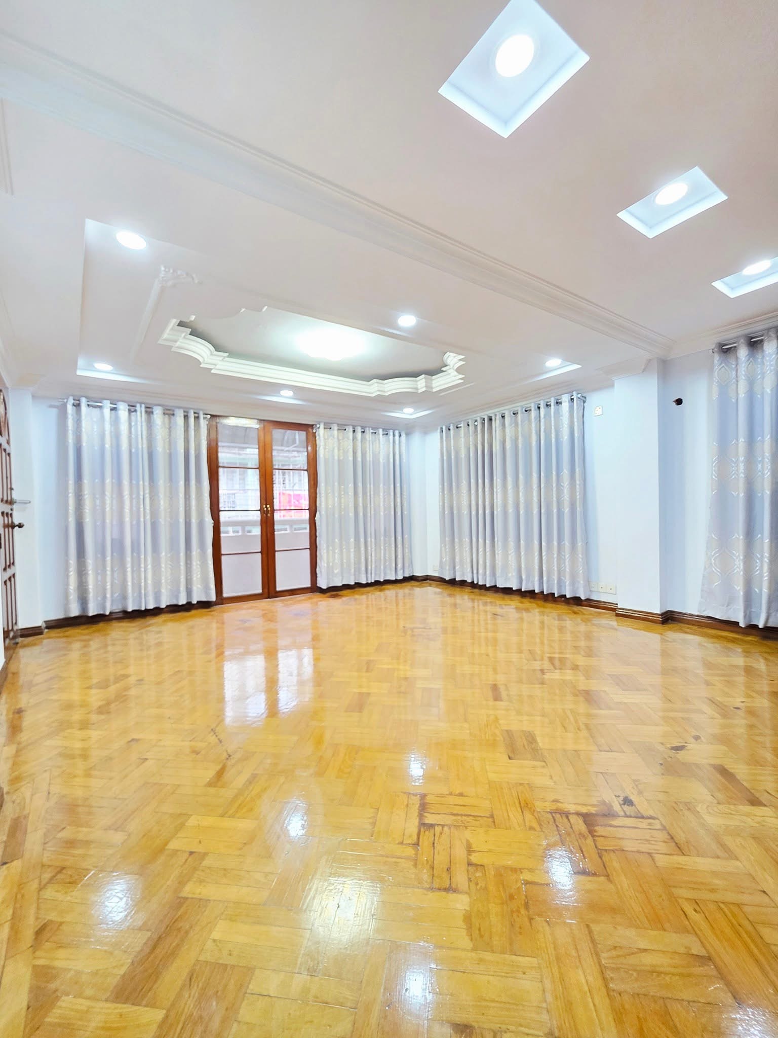 Sanchaung SiSone Rd Apartment 1F (3)