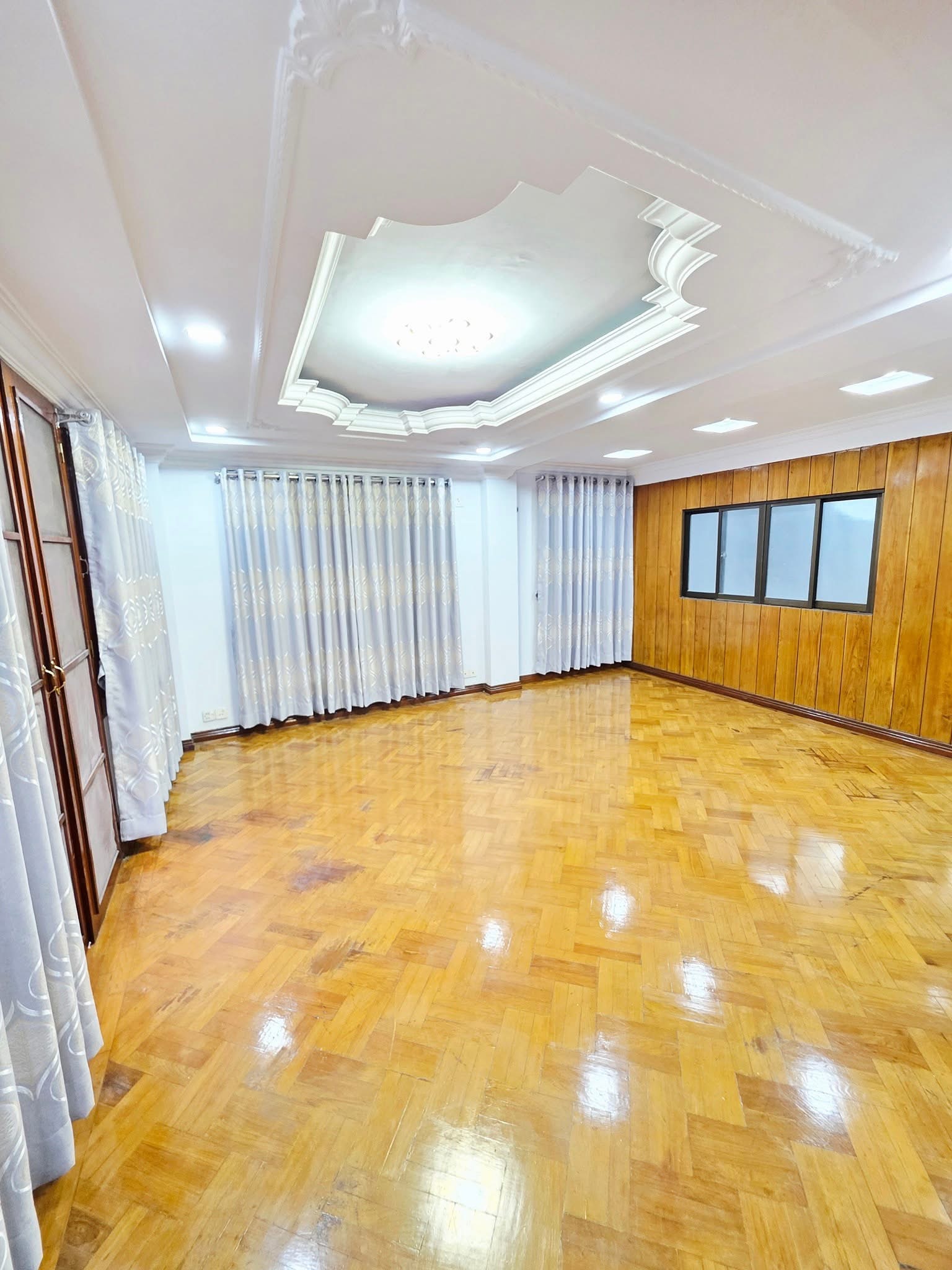 Sanchaung SiSone Rd Apartment 1F (5)