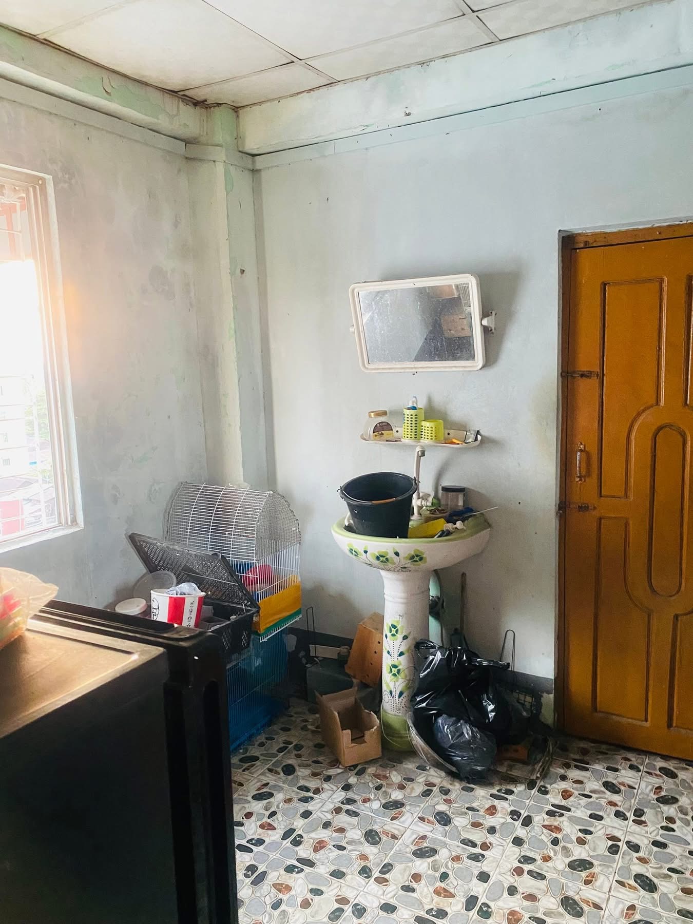 Thaketa YatanarPone St Apartment 6F (1)