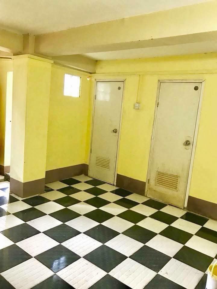 1000074385