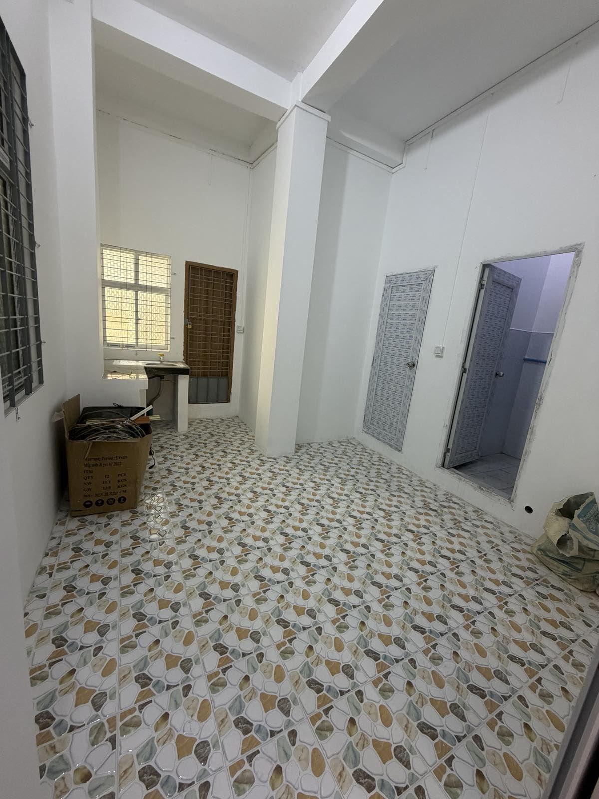 1000079354