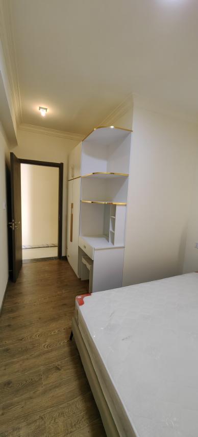 Emerald Bay Condo Tower 2 4F 1