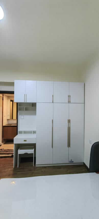 Emerald Bay Condo Tower 2 4F 3