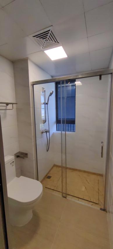 Emerald Bay Condo Tower 2 4F 8