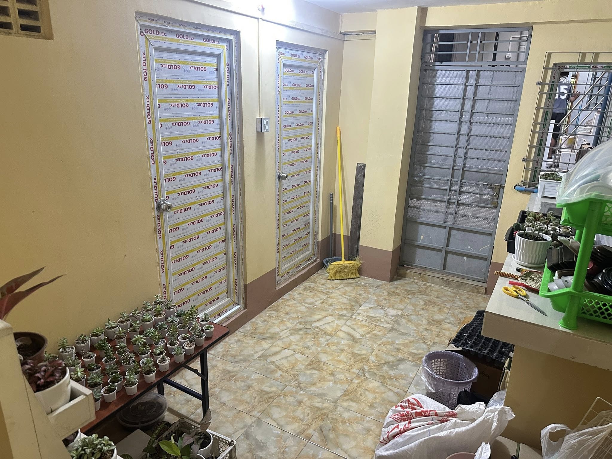 Hlaing Thiri Myaing 8 St Apartment GF 5