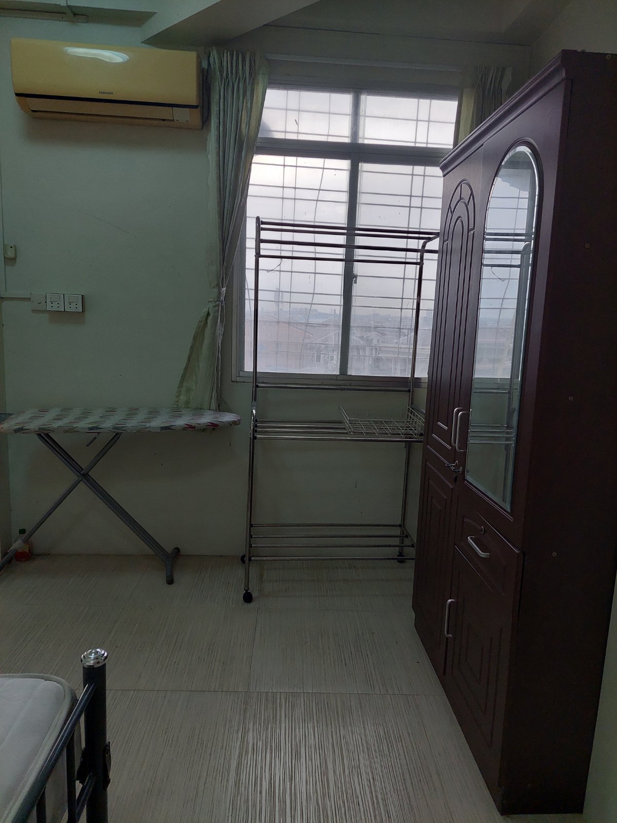 Kamaryut Sandar Myaing Condo 7F 9